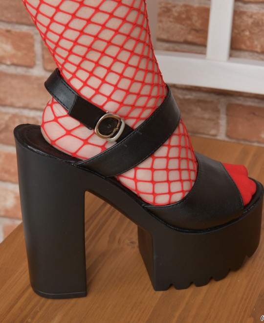 ���ҹ��18�����Bվ����